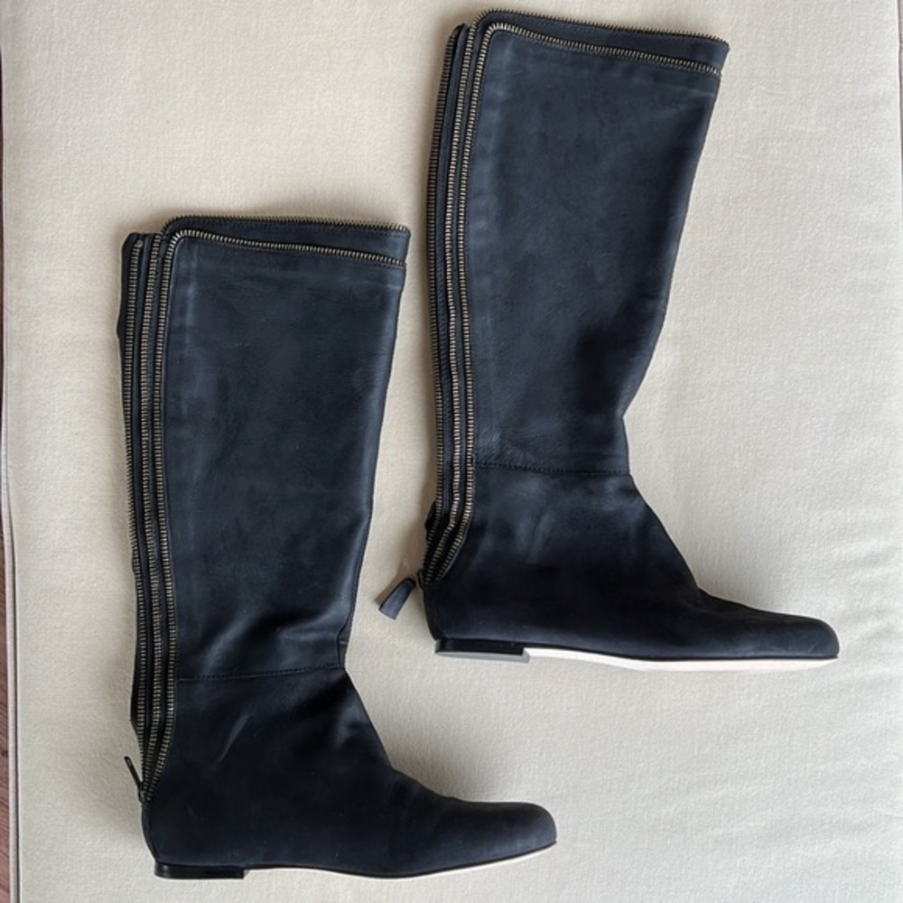 Cynthia Vincent Vera Boot w/Box